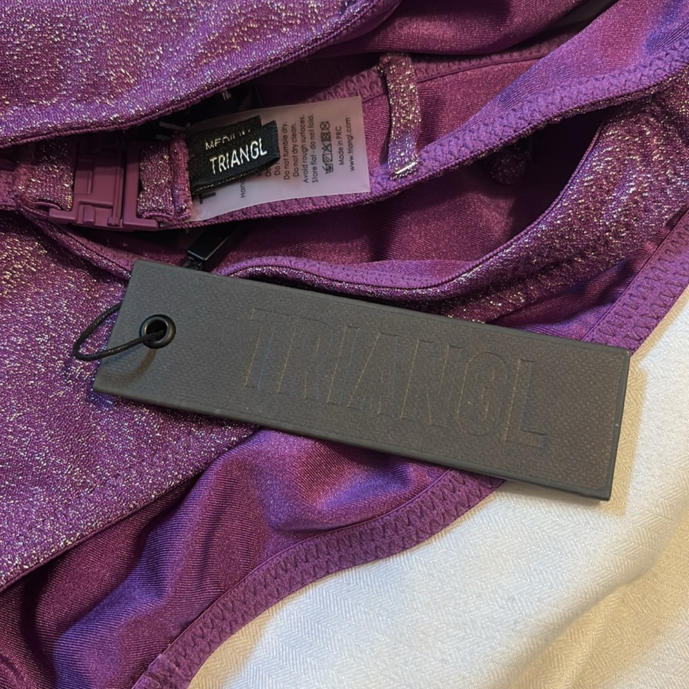 New with tags Triangl Bikini size Medium - Picture 5 of 5